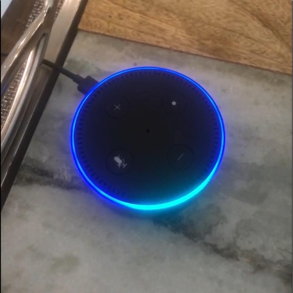 Amazon Alexa echo dot